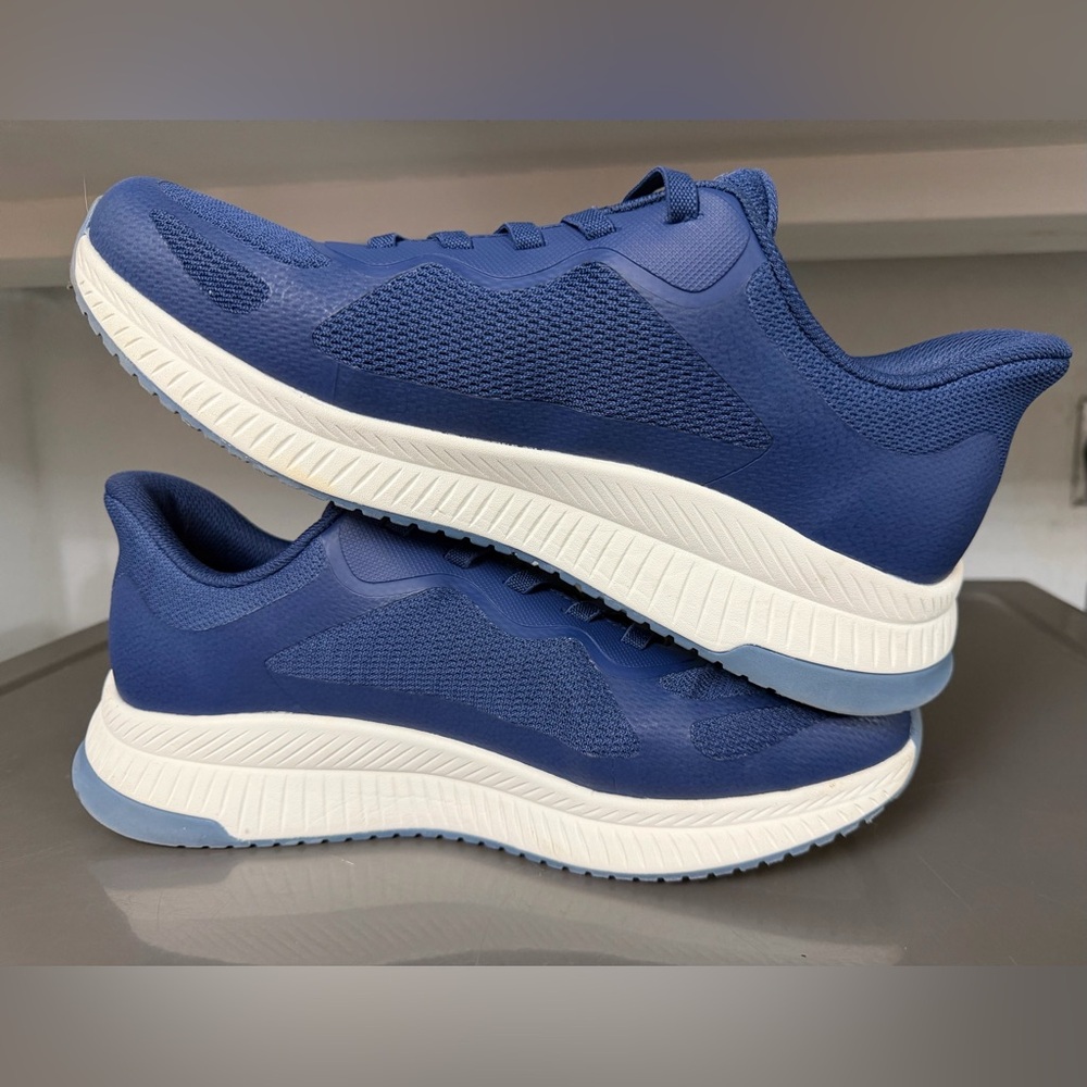 Skechers Slip-ins: BOBS
Sport Squad Chaos 4